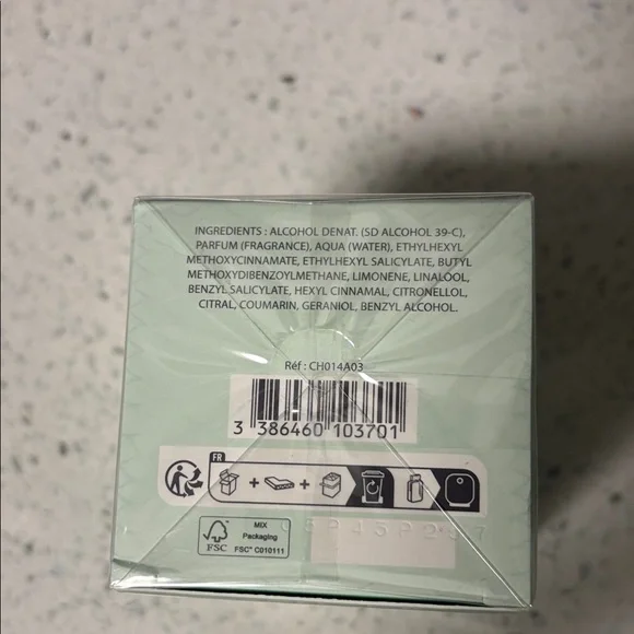 Jimmy Choo Mint Green Box with Subtle Scale Texture - Picture 3 of 5